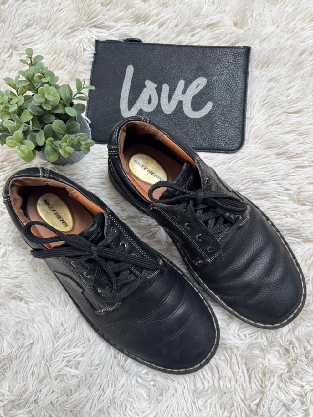 Skechers SN61050 Leather Lace-Up Shoes 💗 Black